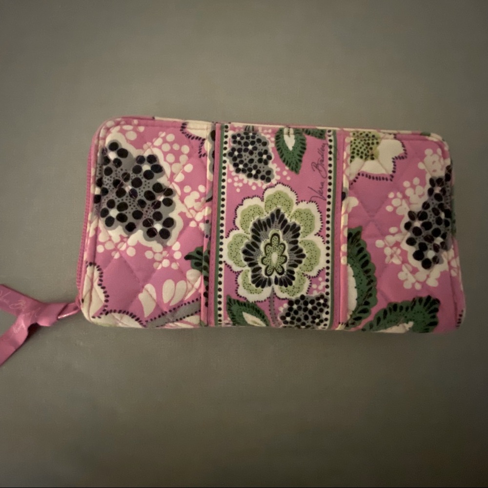Vera Bradley Accordion Wallet